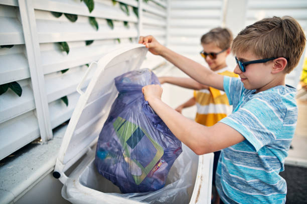  Lewistown, IL Junk Removal Pros